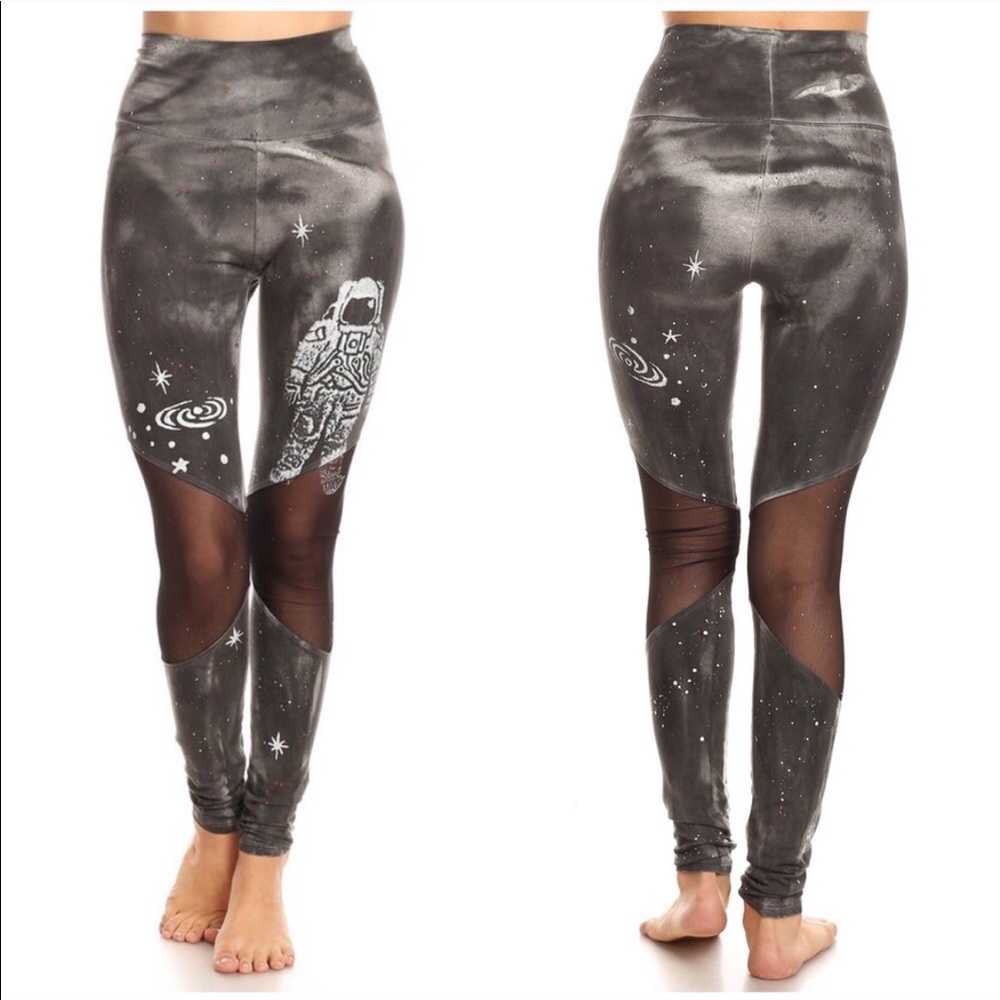 Gray Mesh Panel Yoga Legging